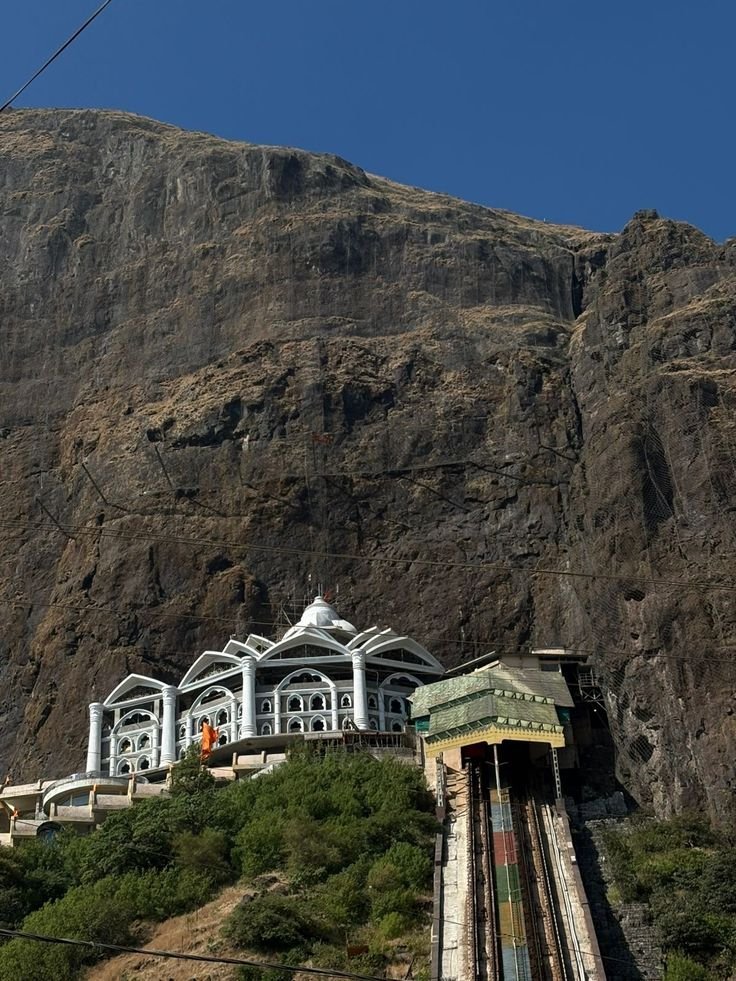 Nashik to Saptashrungi Cab Service